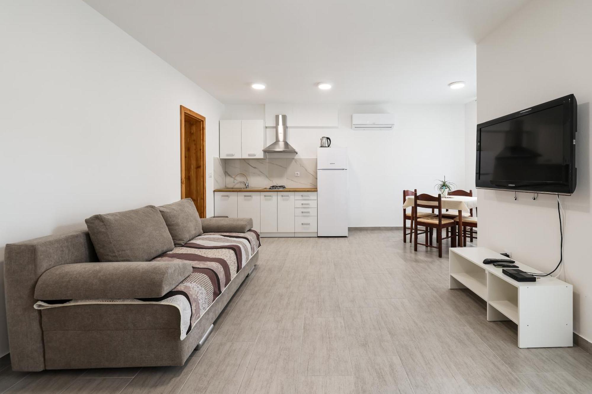 Apartments Kika นิน ภายนอก รูปภาพ