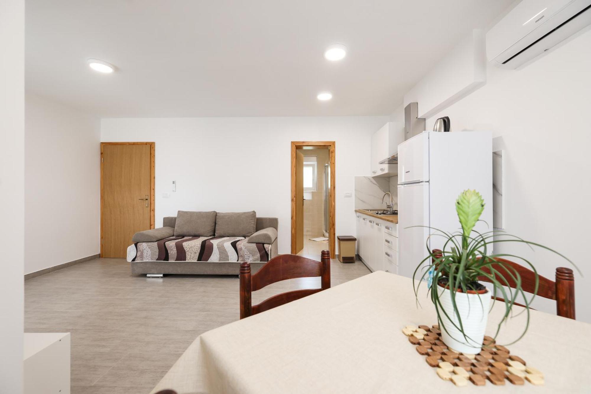Apartments Kika นิน ภายนอก รูปภาพ