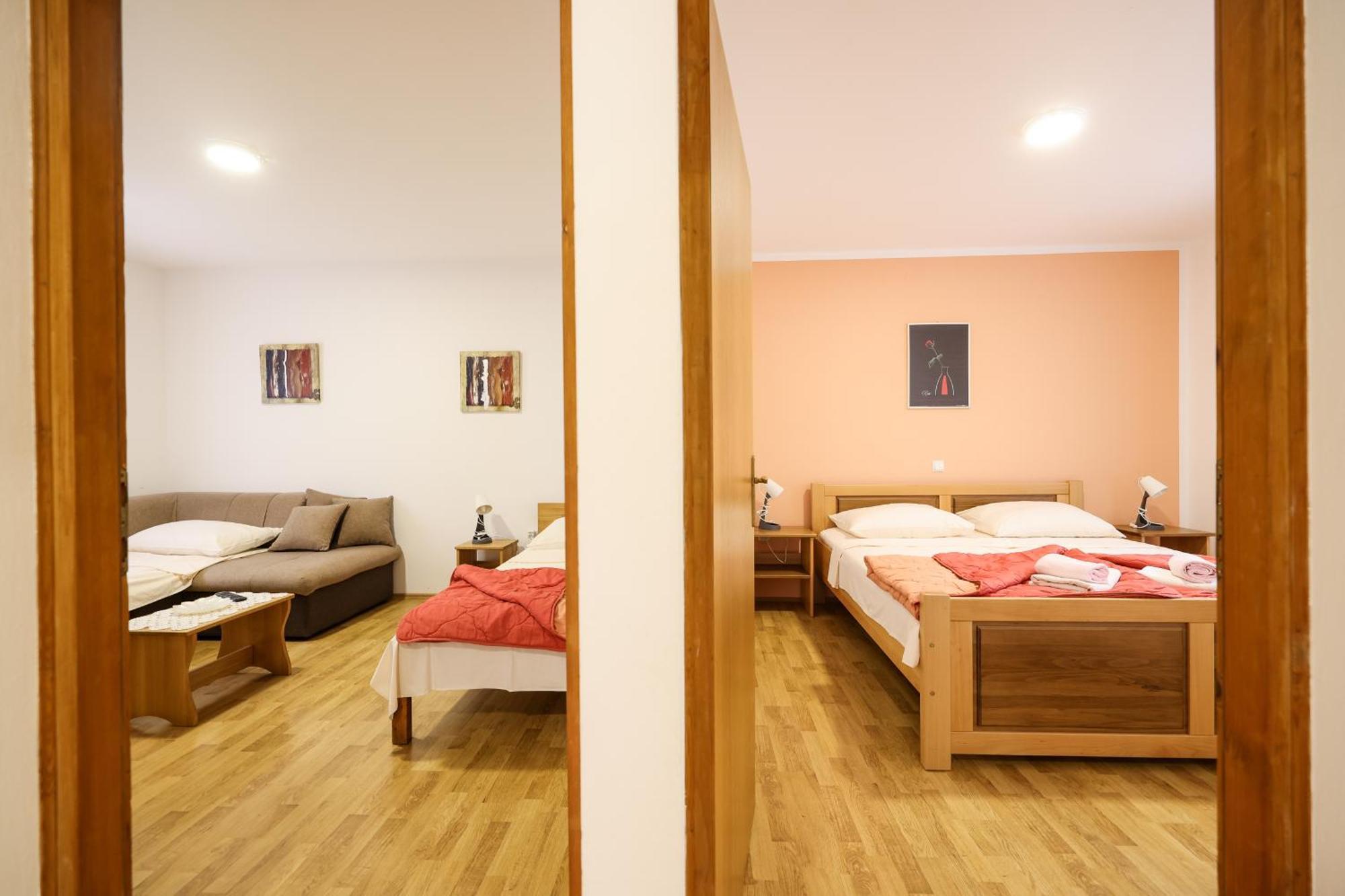 Apartments Kika นิน ภายนอก รูปภาพ
